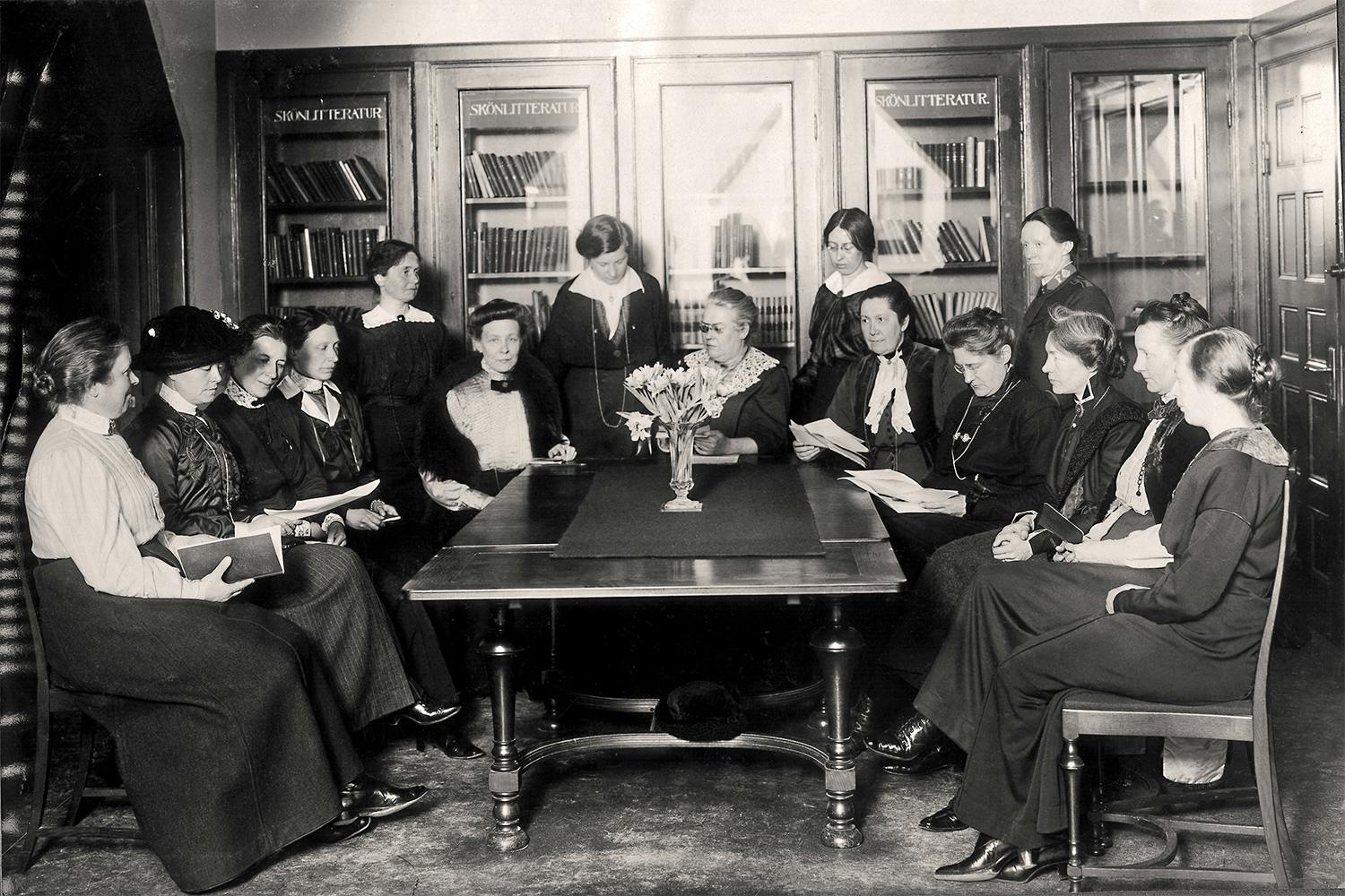 kvinnlig rostratt foreningen for kvinnans politiska rostratt anna whitlock mote